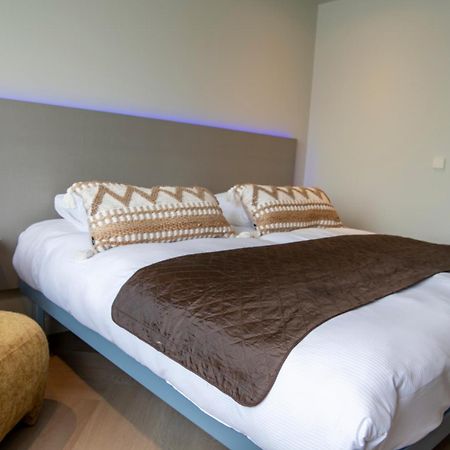 Boutique Hotel Herbergh Amsterdam Airport Free Parking Badhoevedorp Exteriör bild