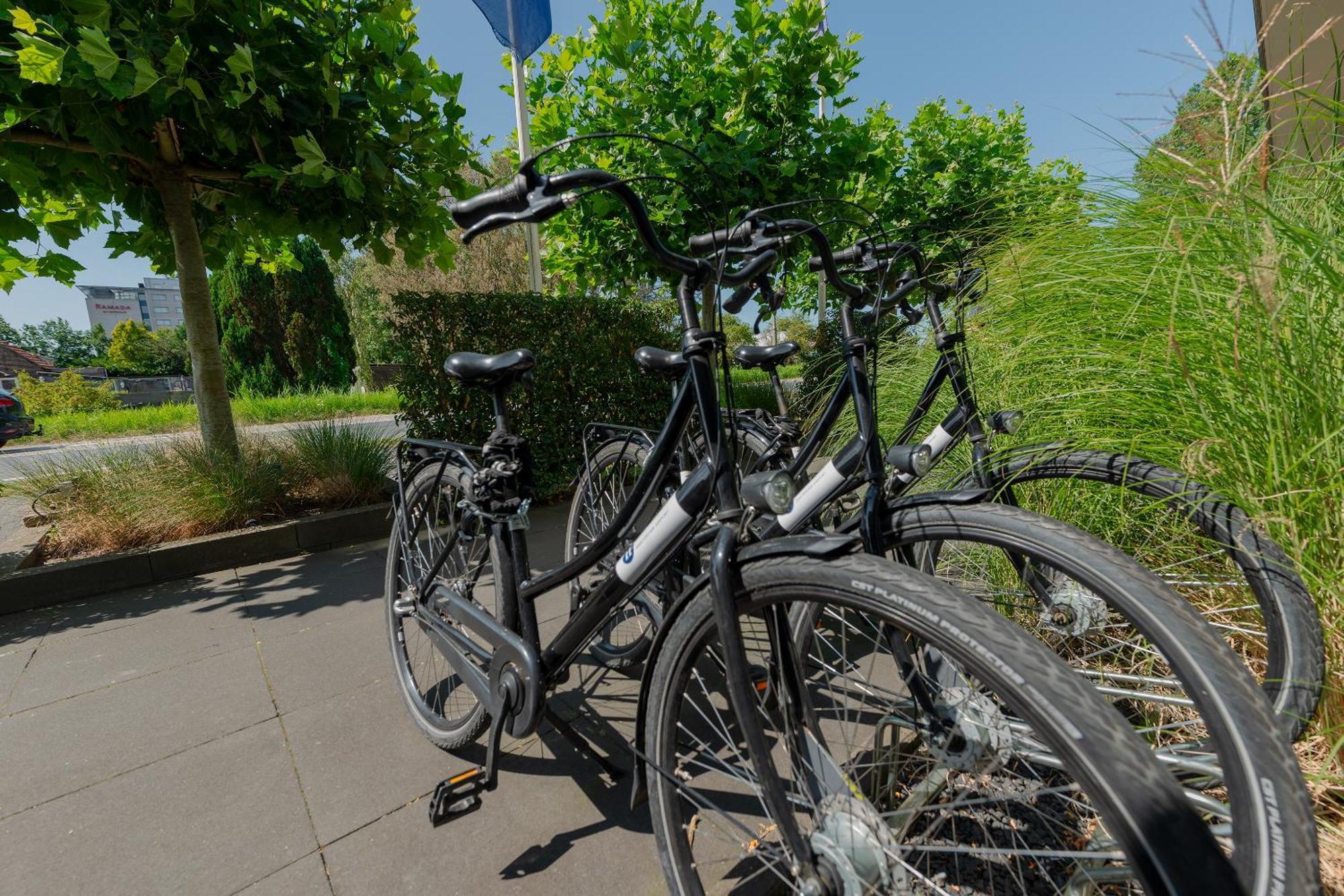 Boutique Hotel Herbergh Amsterdam Airport Free Parking Badhoevedorp Exteriör bild