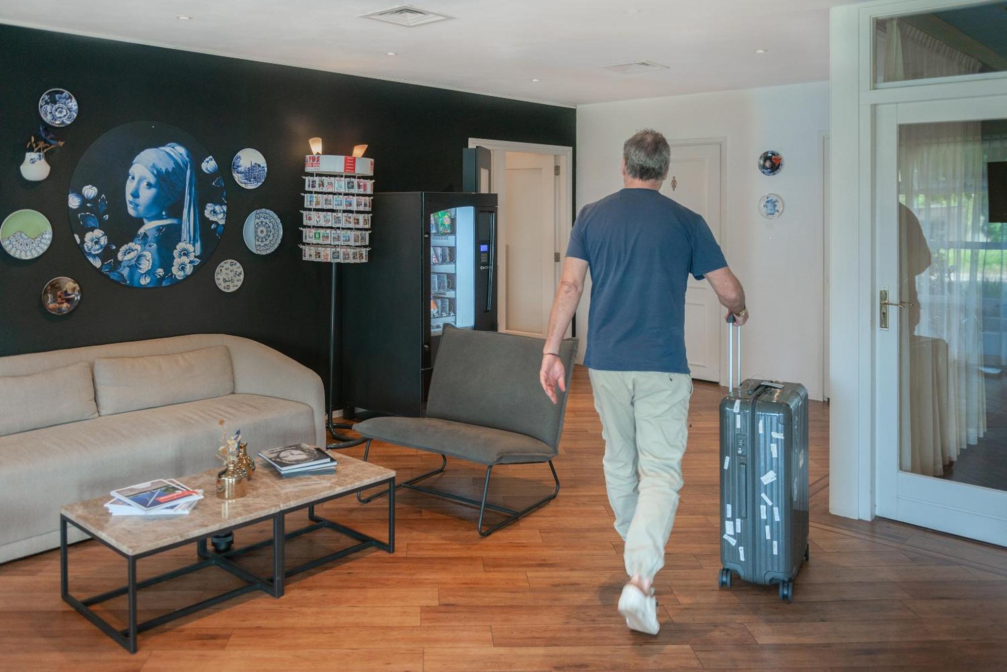 Boutique Hotel Herbergh Amsterdam Airport Free Parking Badhoevedorp Exteriör bild
