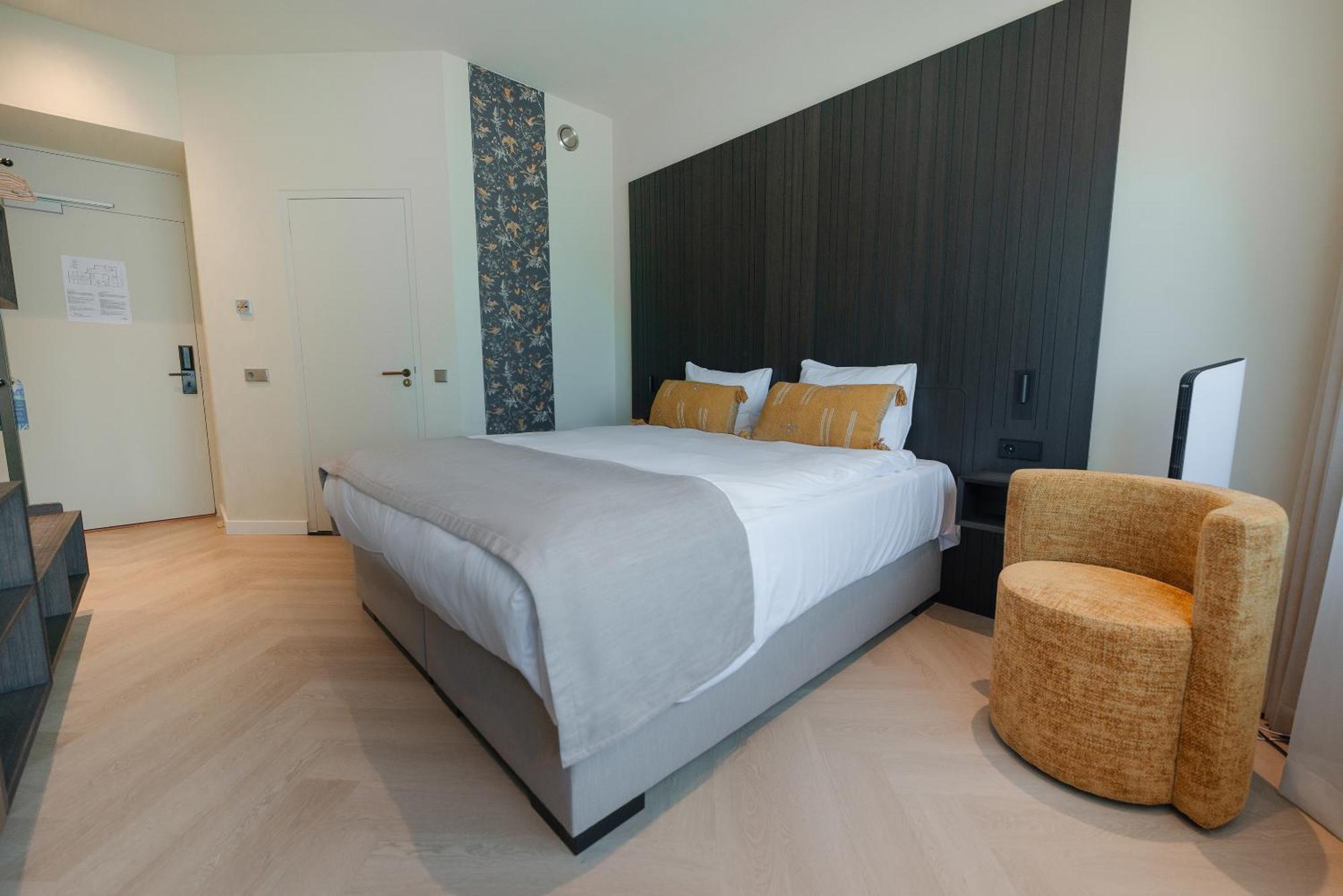 Boutique Hotel Herbergh Amsterdam Airport Free Parking Badhoevedorp Exteriör bild