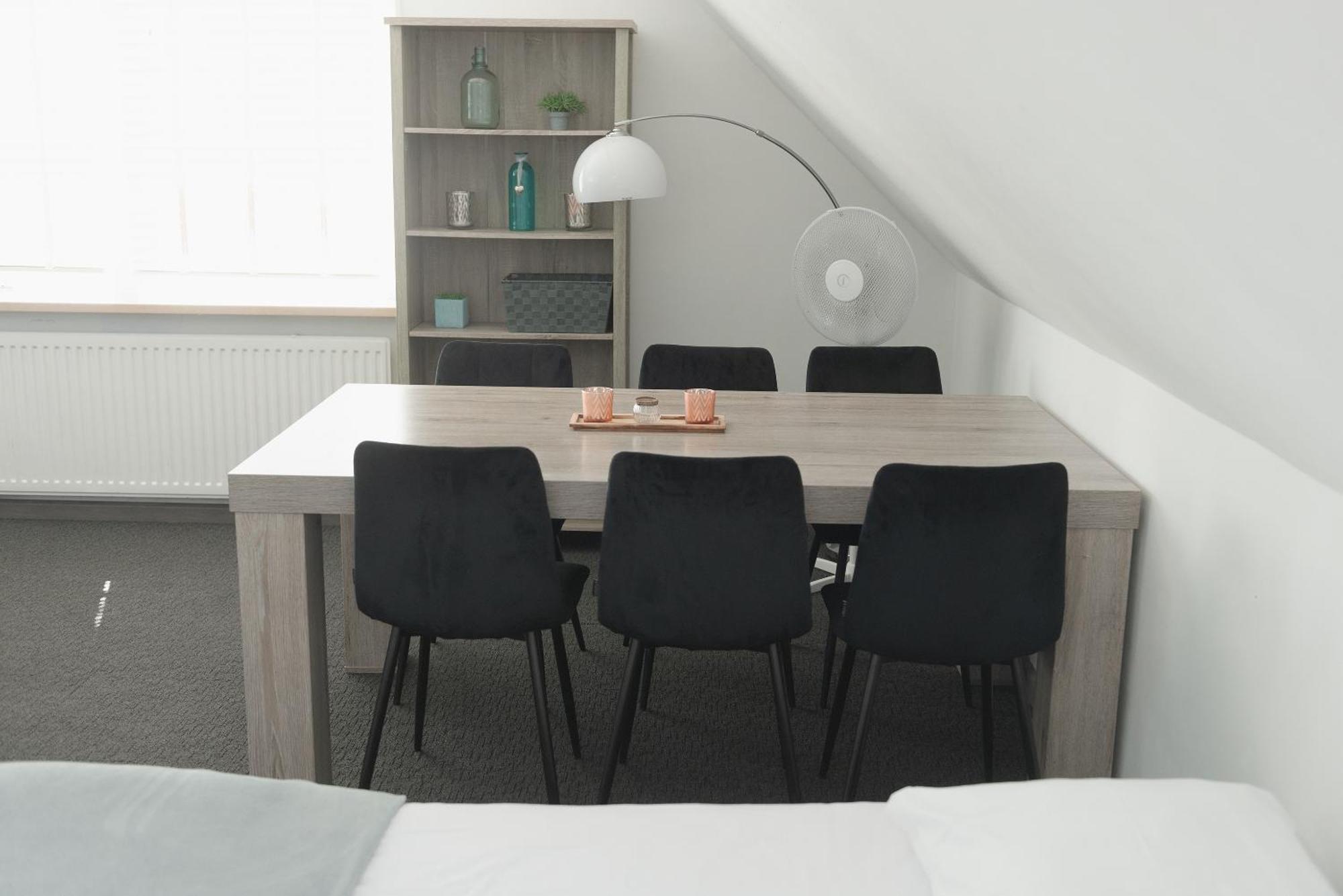 Boutique Hotel Herbergh Amsterdam Airport Free Parking Badhoevedorp Exteriör bild