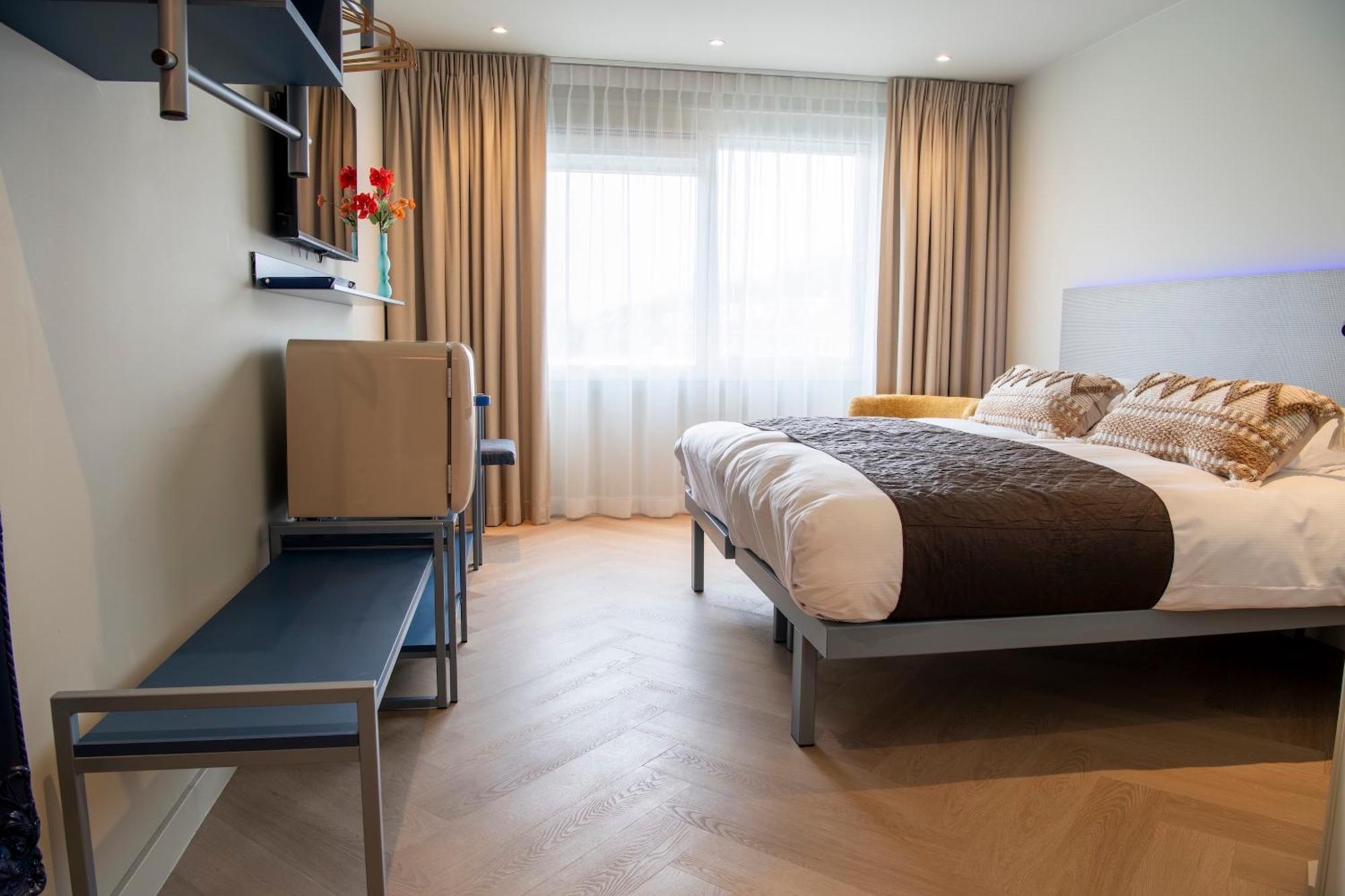 Boutique Hotel Herbergh Amsterdam Airport Free Parking Badhoevedorp Exteriör bild